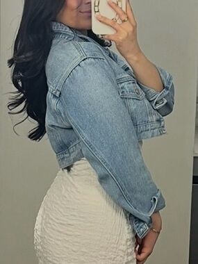 Edikted Cropped Denim Jean Jacket